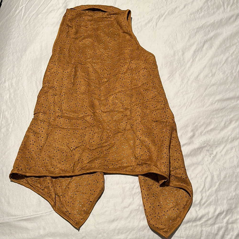 TCEC faux suede hippy/western/groovy vest! Size Medium - Picture 6 of 8
